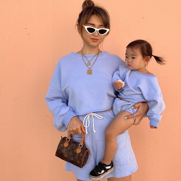 sun peony coconut Sweaters - EUC Sun Peony Coconut Blue Cropped Sweatshirt